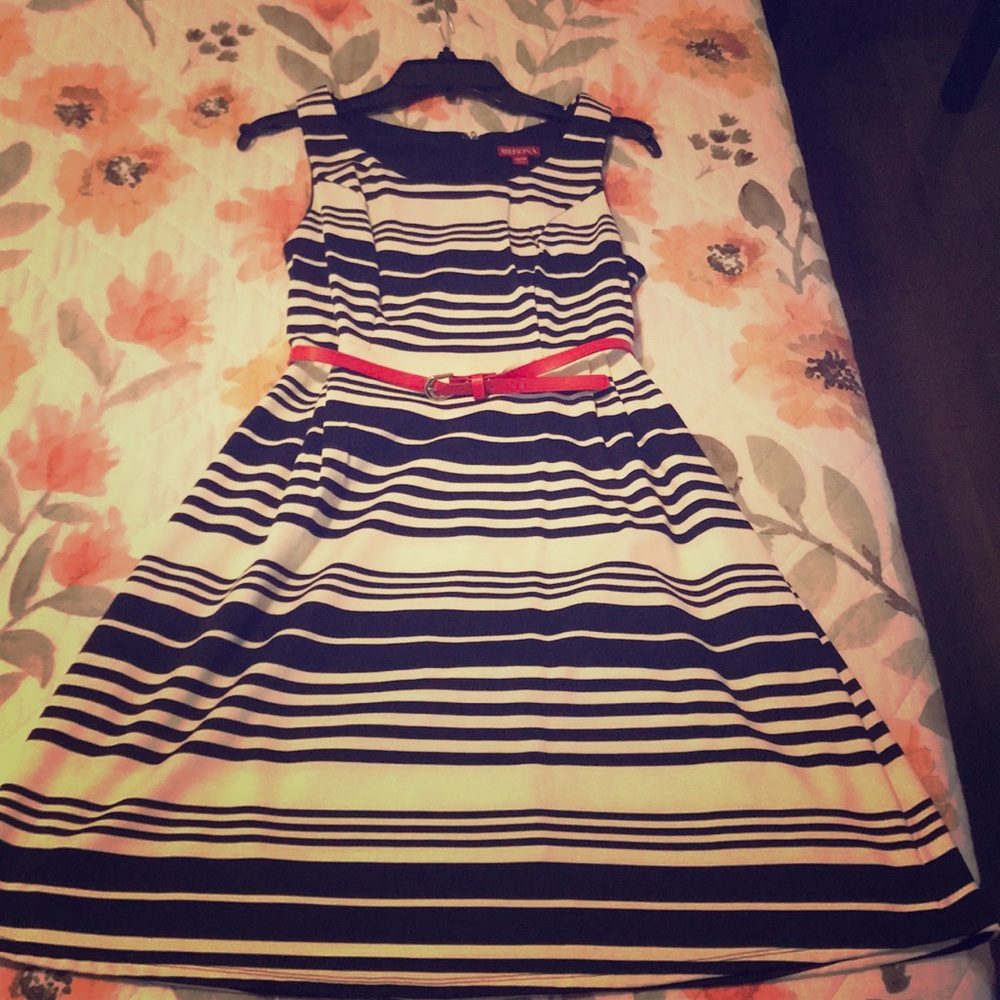 Merona Sleeveless White & Black Stripped Dress